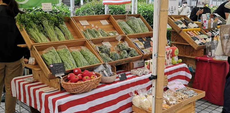 Various flavors of apple jam and apple juice from Matsuzawa Farm.